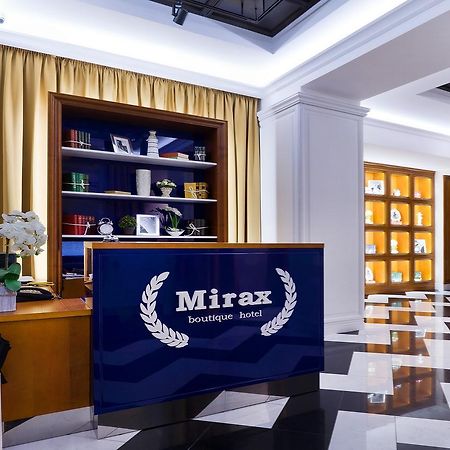Mirax Sapphire Boutique Hotel ハルキウ エクステリア 写真